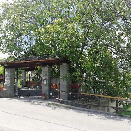 La Taverna Di Elide Aymavilles Dış mekan fotoğraf
