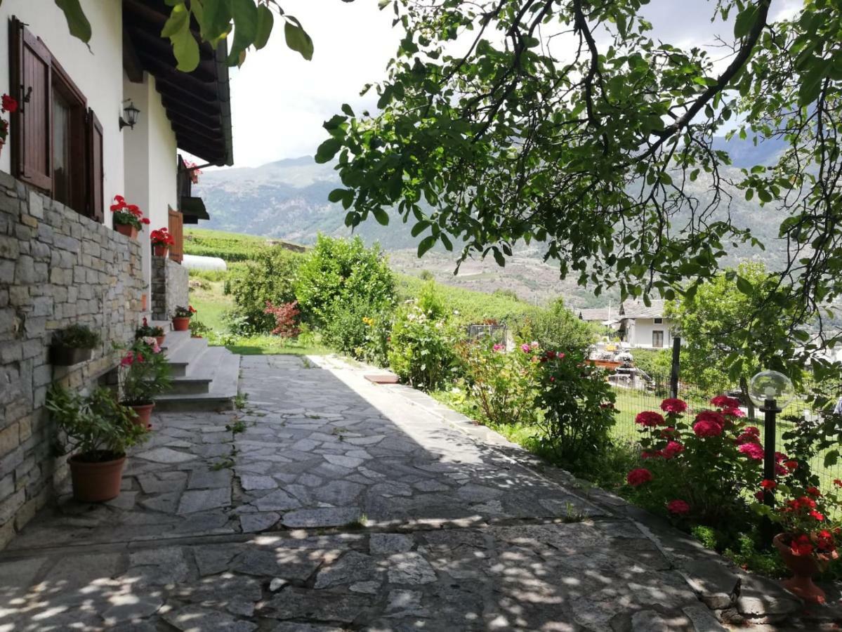 La Taverna Di Elide Aymavilles Dış mekan fotoğraf