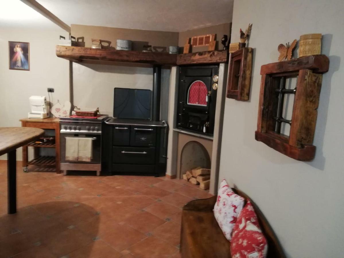 La Taverna Di Elide Aymavilles Dış mekan fotoğraf